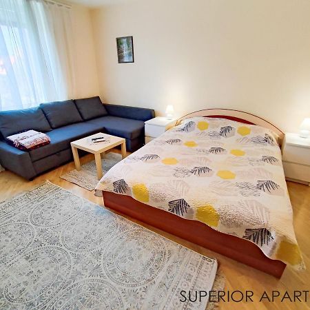 Ziuzi Apartments Klaipeda Luaran gambar