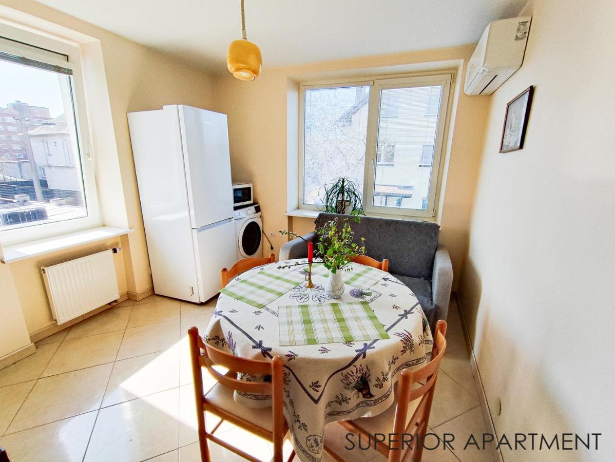 Ziuzi Apartments Klaipeda Luaran gambar